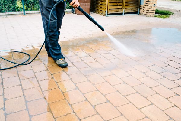 Pavement Staining in Loveland